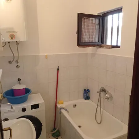 Prestige 4 Ποντγορίτσα